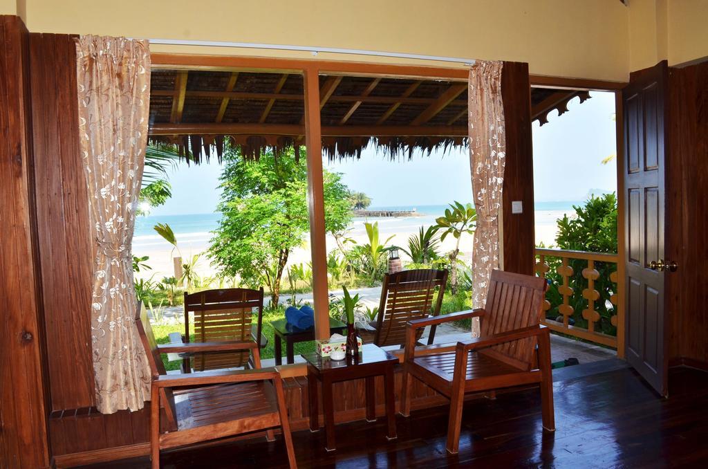Diamond Hotel Ngapali Ngoại thất bức ảnh