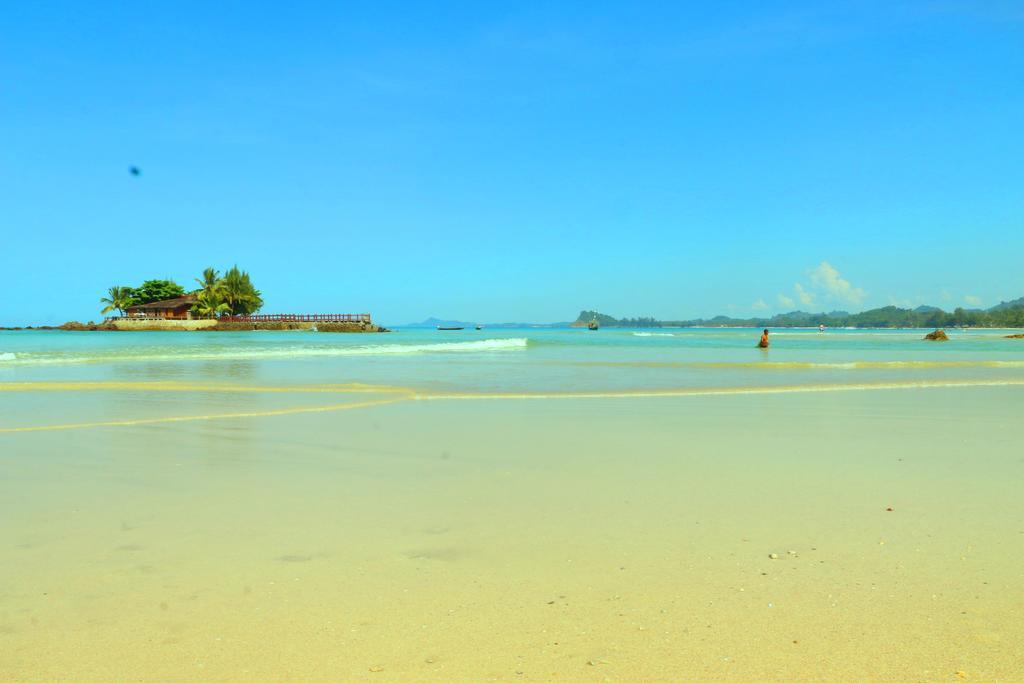 Diamond Hotel Ngapali Ngoại thất bức ảnh