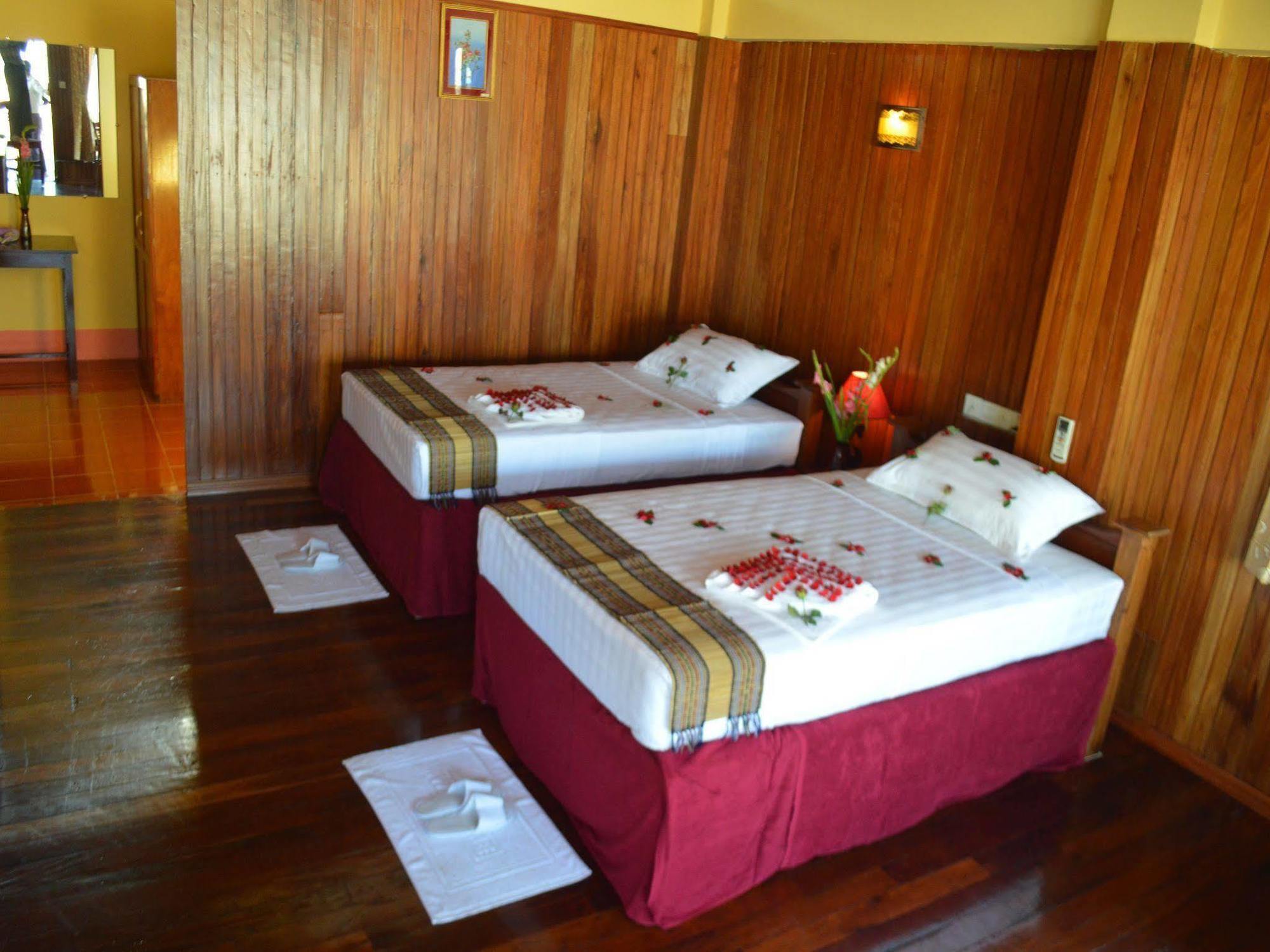 Diamond Hotel Ngapali Ngoại thất bức ảnh